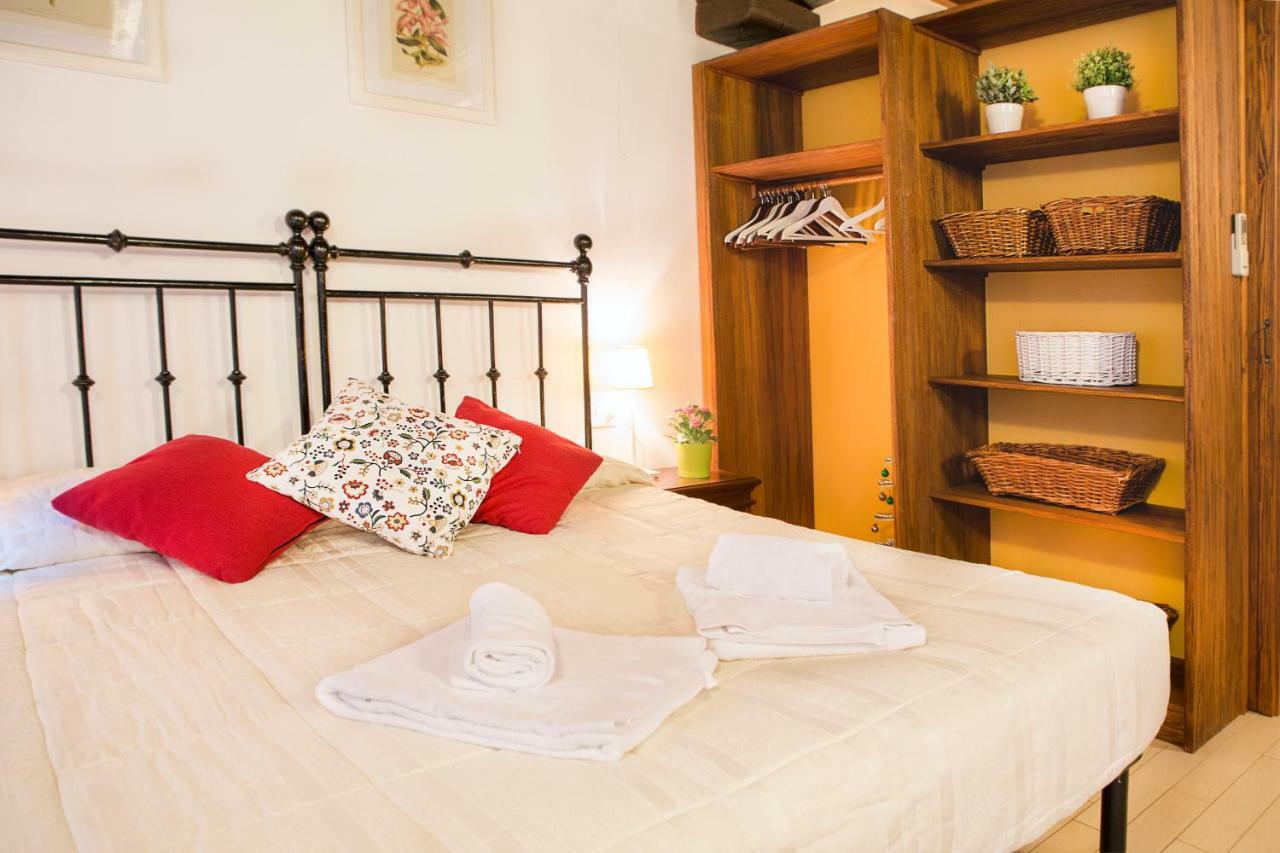 Art Apartment Vicolo Del Panico Florence Ngoại thất bức ảnh